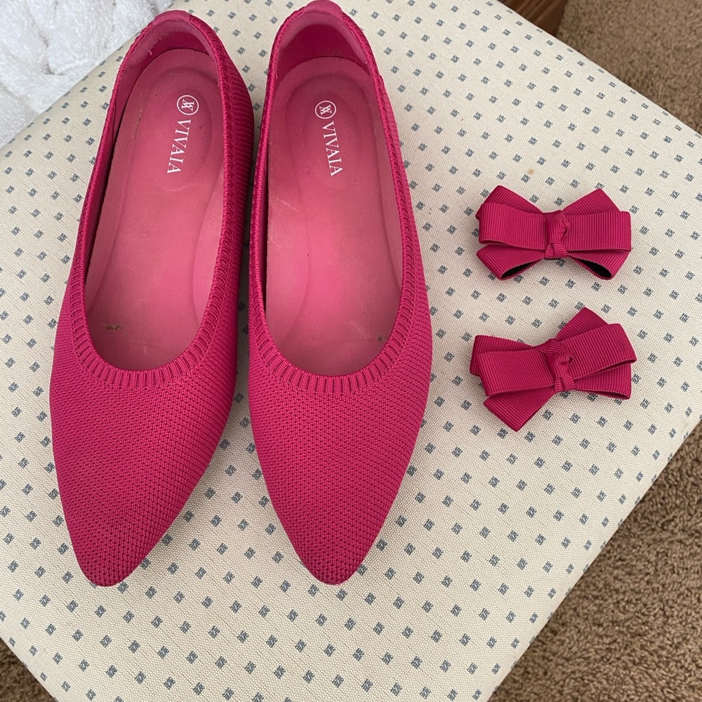 Pointed-Toe Ballet Flats (Aria 5°) color pitaya size 39